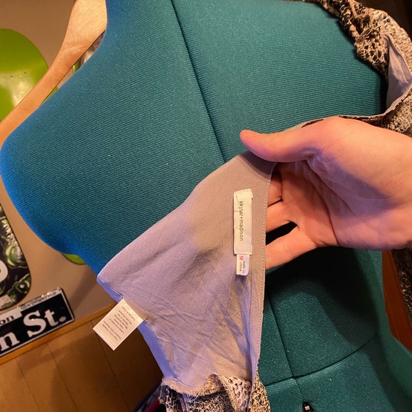 Ruffled skylar and madison tie top high rise - Picture 4 of 5